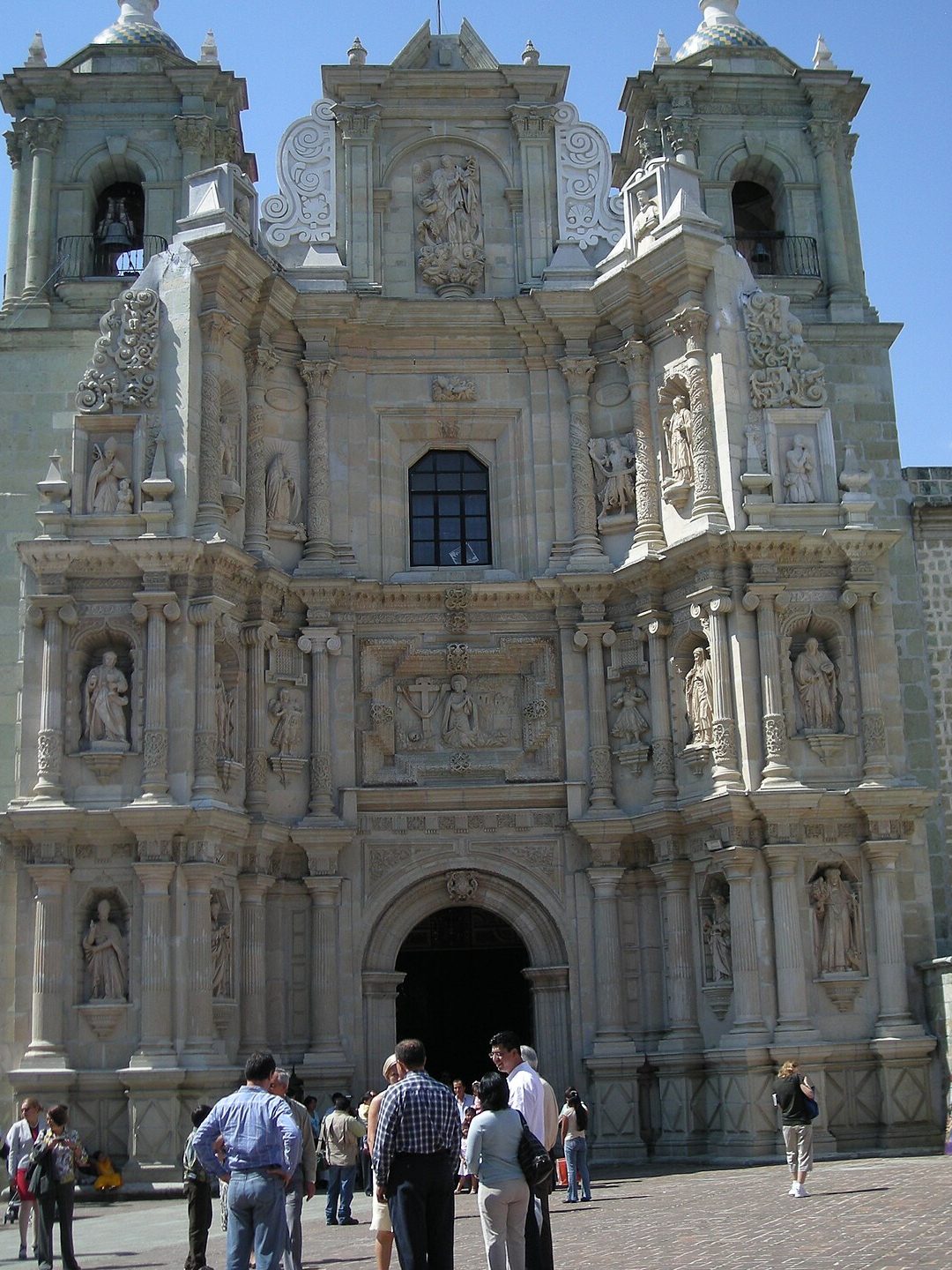 basilica de nuestra senora de la soledad