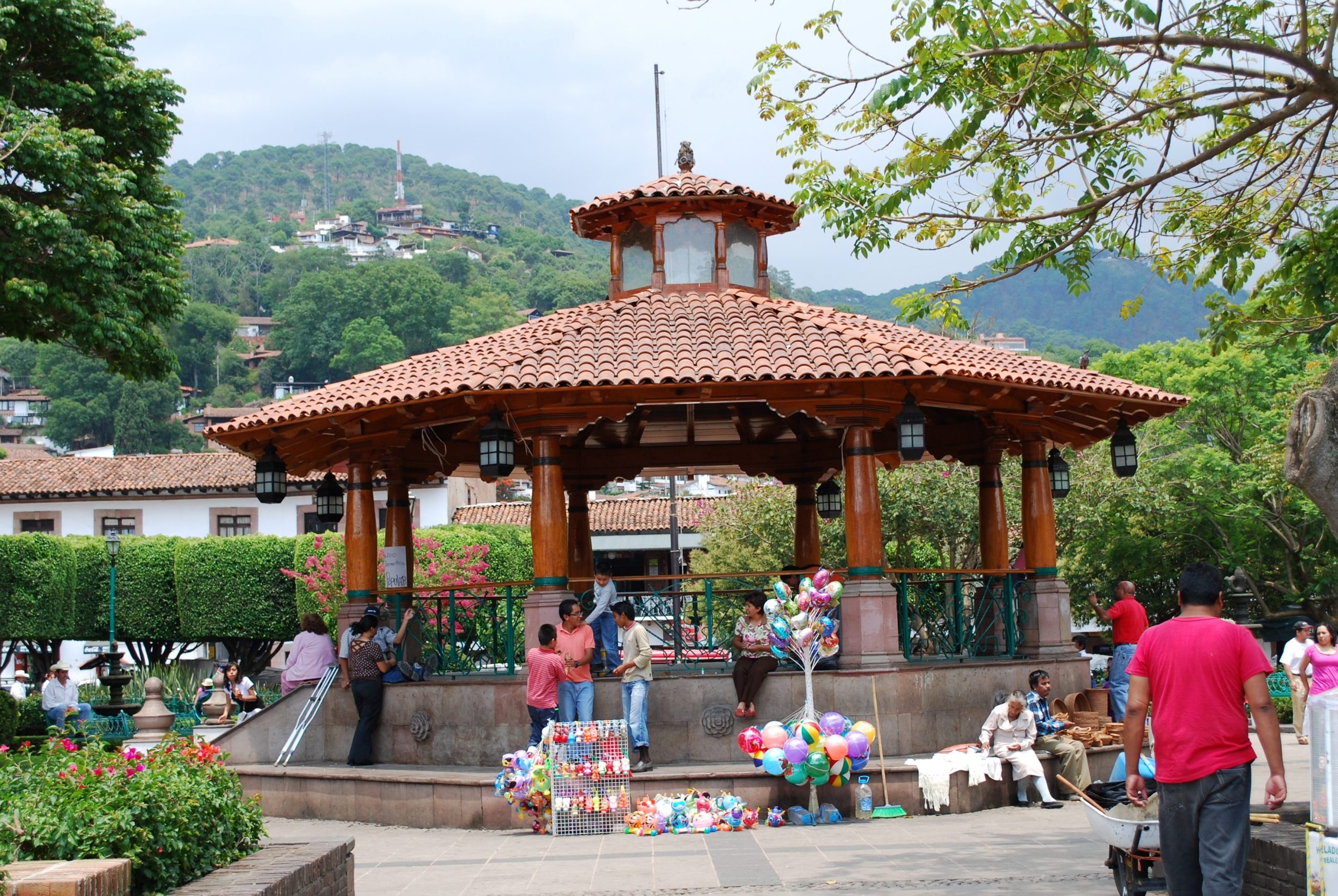 centro de valle de bravo scaled