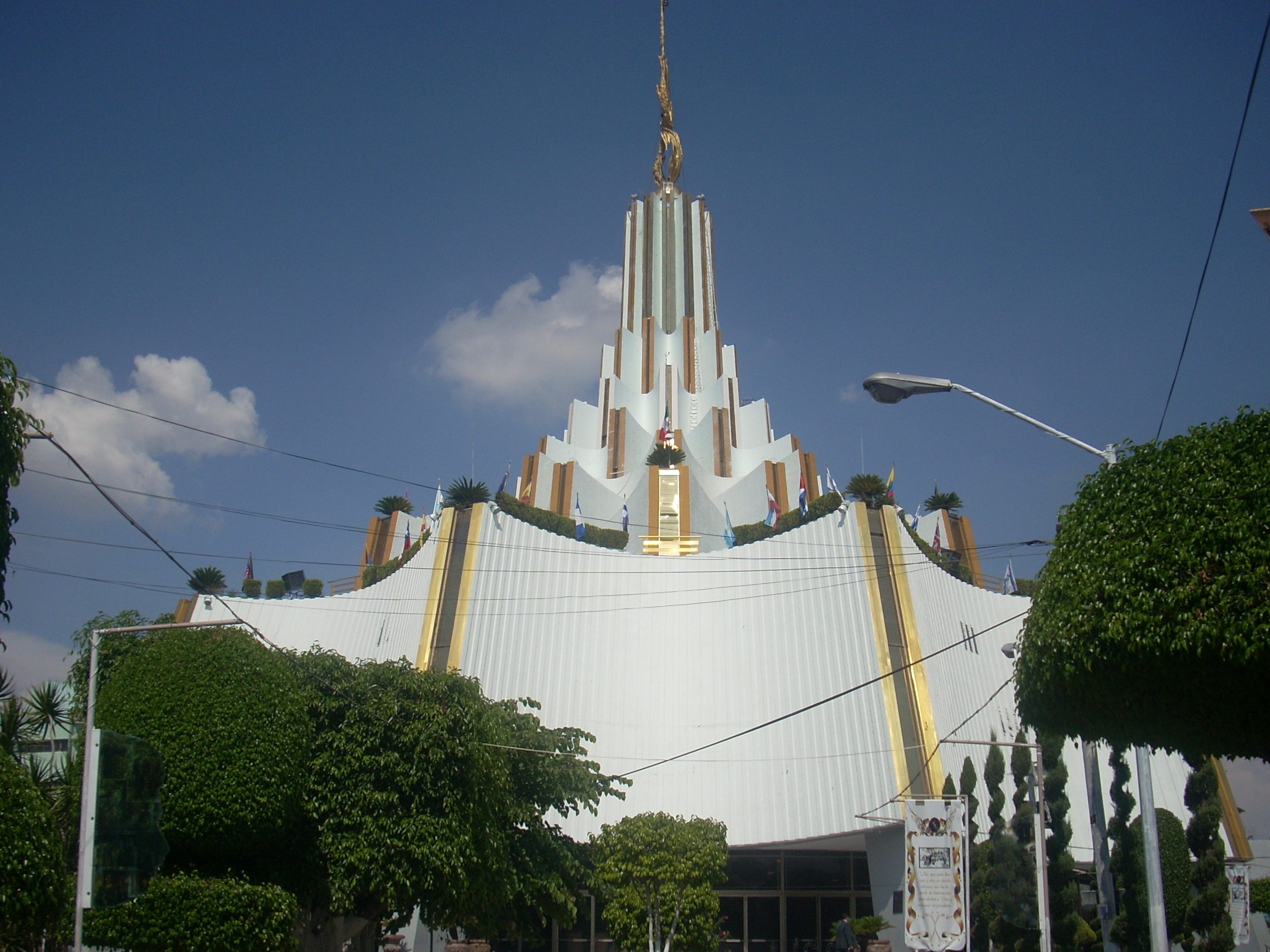 iglesia la luz del mundo