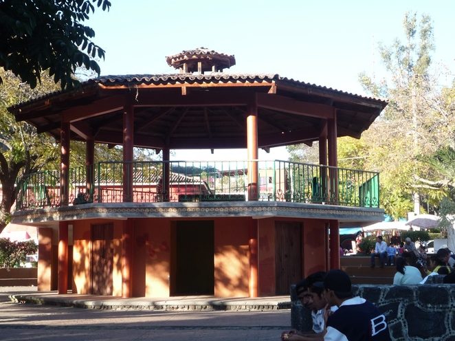 kiosco malinalco pueblo magico