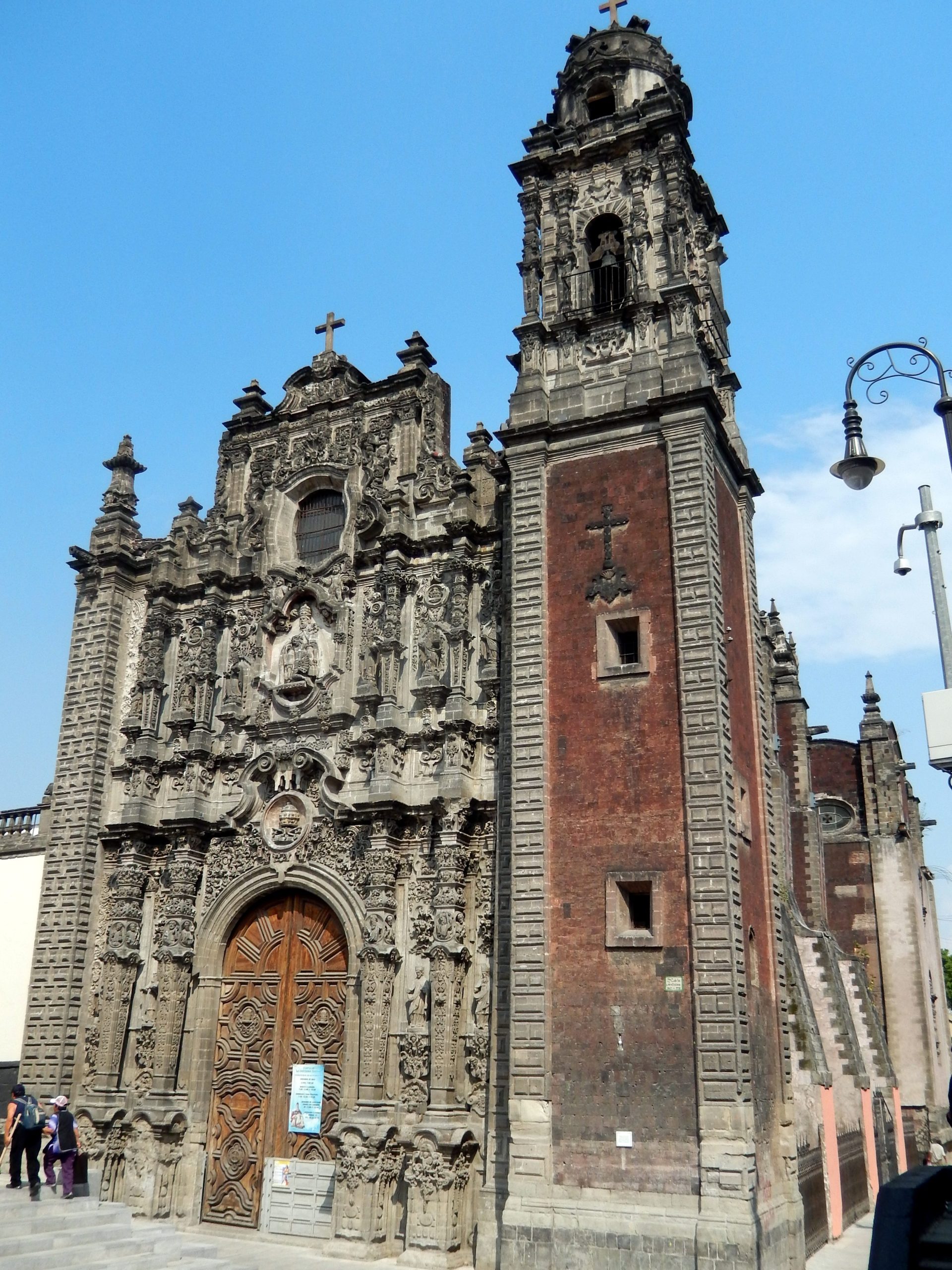 parroquia de la santisima trinidad scaled