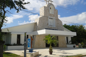 Parroquia La Sagrada Familia Cancún
