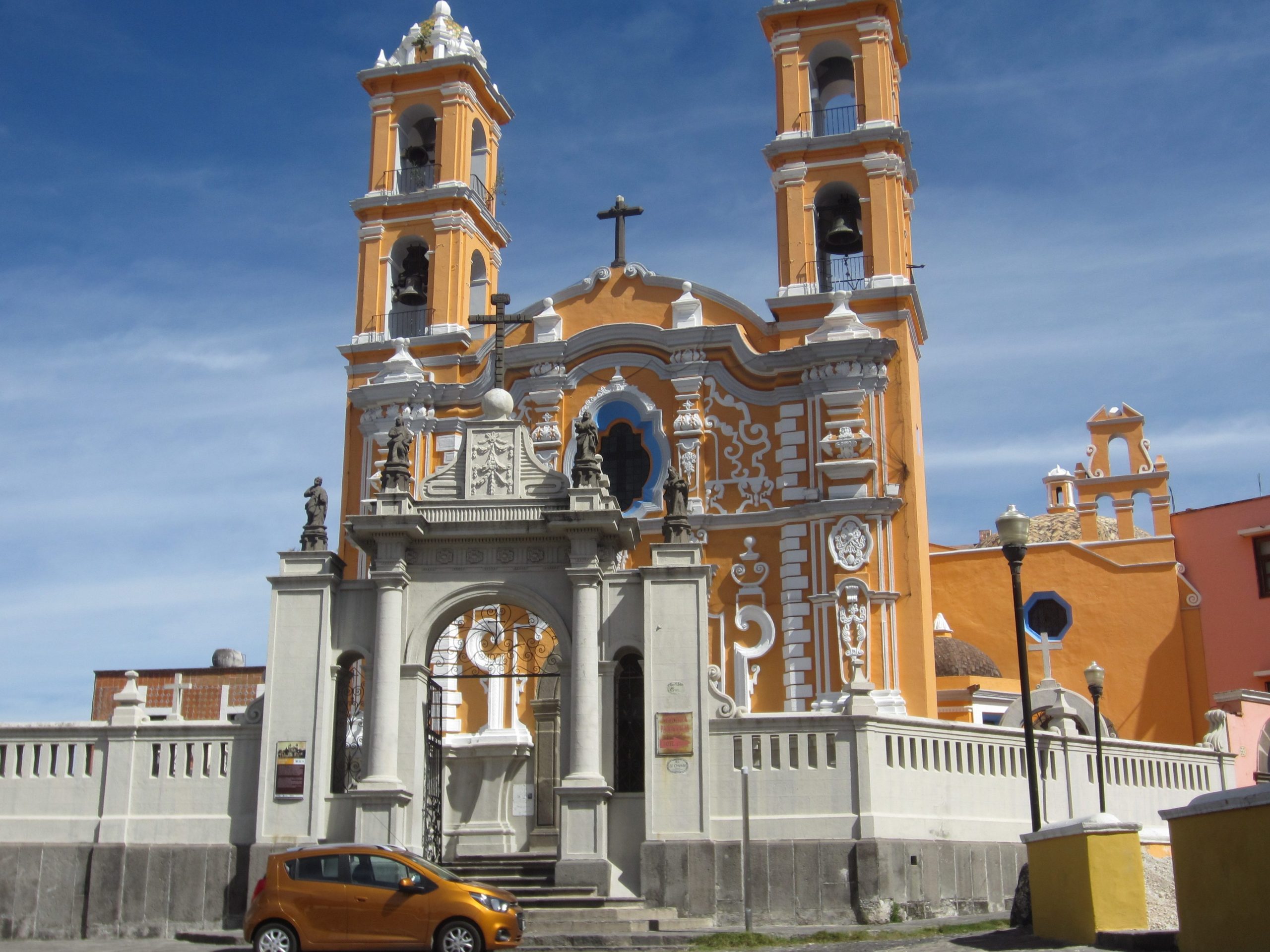 parroquia santa cruz scaled