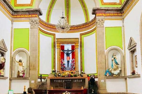 templo de santa maria ahuacatlan el cristo negro